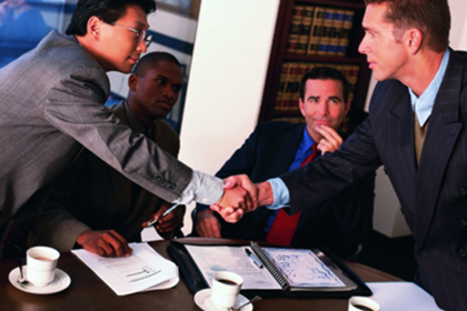 追讨30万欠款，律师费用是多少？